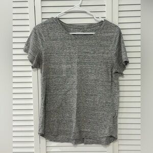 🐧3/$15 or 5/$20 - Old Navy Everywear Short Sleeve Shirt GUC